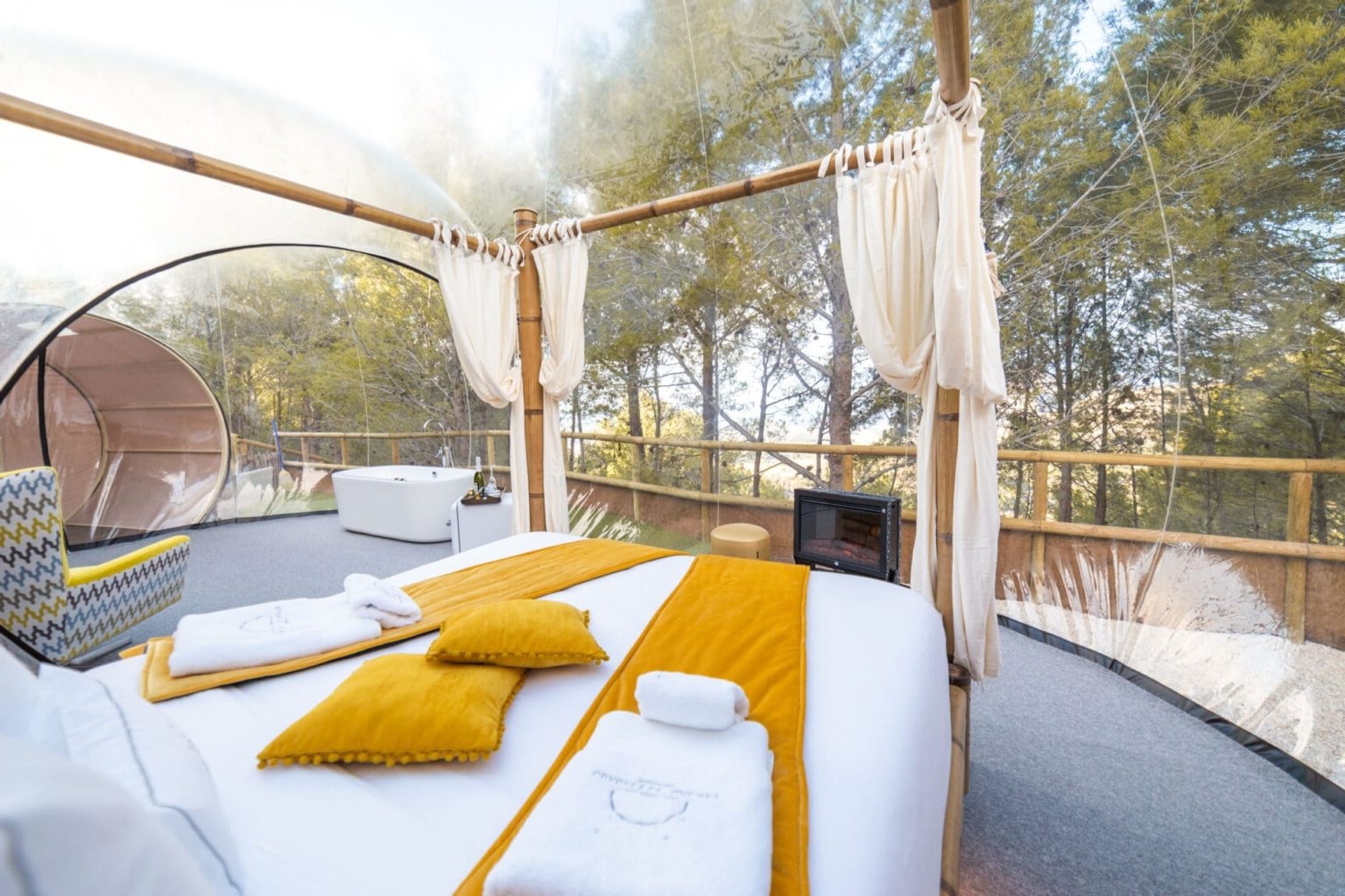 Hotel Burbuja Guadalest Galaxy en Benimantell